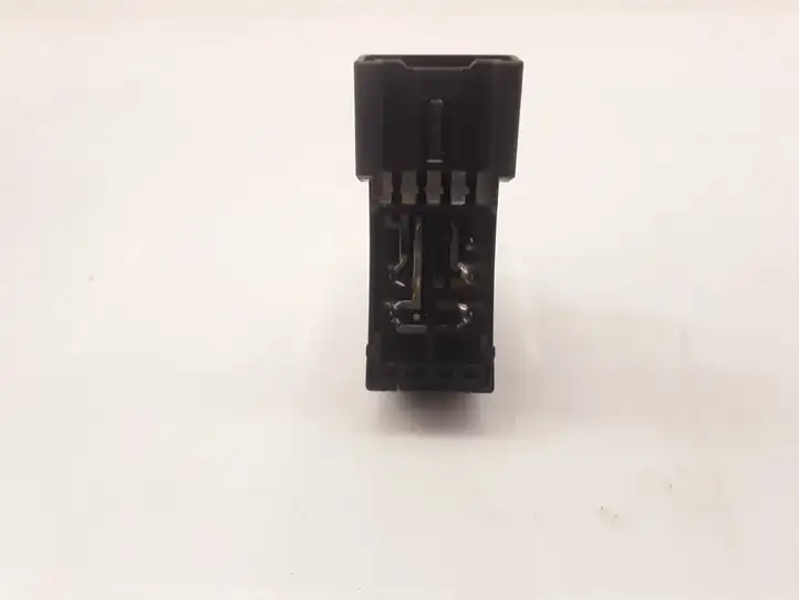 Suzuki SX4 (2006 - 2009) 62J001157T Блок кнопок стеклоподъемников — фото 4