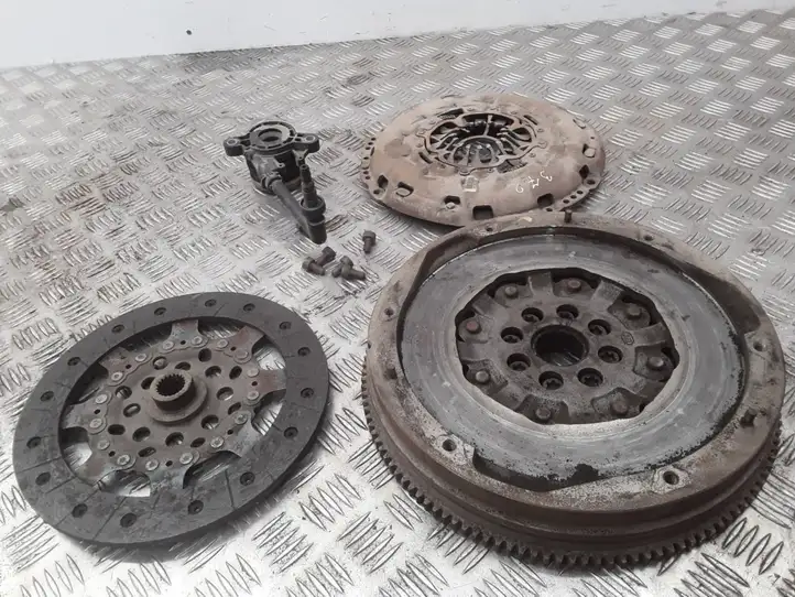 Nissan Qashqai (2006 - 2010) 1425E22UE Комплект сцепления — фото 1