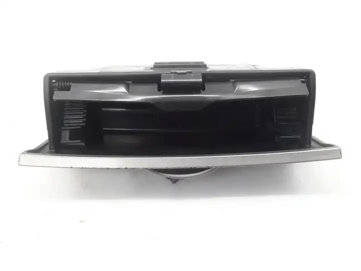 Toyota Corolla E120 E130 (2004 - 2007) 7411102060 Передняя пепельница — фото 3