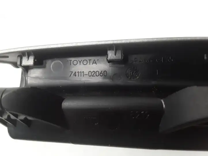 Toyota Corolla E120 E130 (2004 - 2007) 7411102060 Передняя пепельница — фото 4