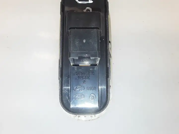 Kia Carnival (2006 - 2014) 202006138 Кнопка стеклоподъемников — фото 3