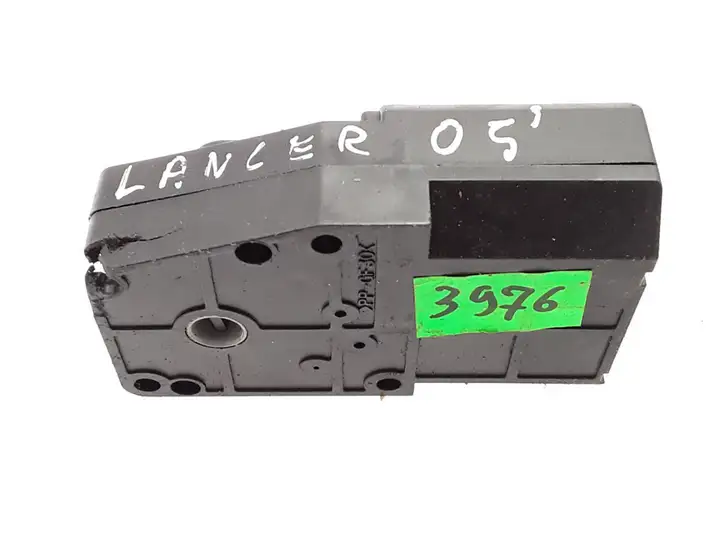 Mitsubishi Lancer (2003 - 2007) 5027522900 Двигатель задвижки потока воздуха — фото 5