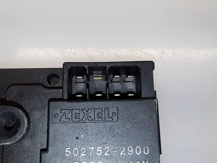 Mitsubishi Lancer (2003 - 2007) 5027522900 Двигатель задвижки потока воздуха — фото 6