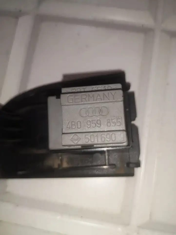Audi A6 S6 C5 4B (1997 - 2001) 4B0959855 Блок кнопок стеклоподъемников — фото 3