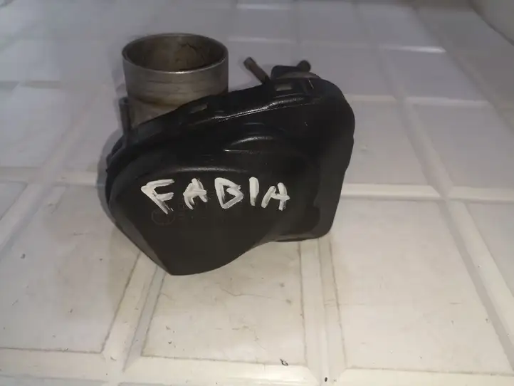 Skoda Fabia Mk1 (6Y) (1999 - 2007) 047133062 Дроссельная заслонка — фото 2
