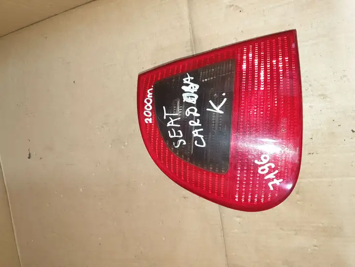 Seat Cordoba (6K) (1999 - 2002) 4999K22601809 Задний фонарь в кузове — фото 1