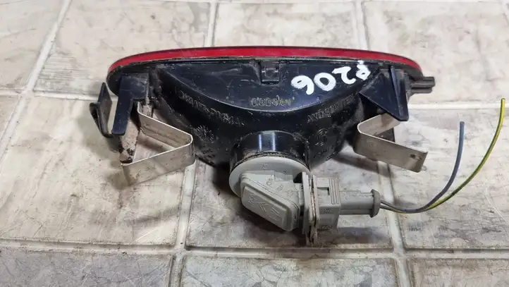 Peugeot 206 (1998 - 2012) 4510622 Дополнительный стоп фонарь — фото 2