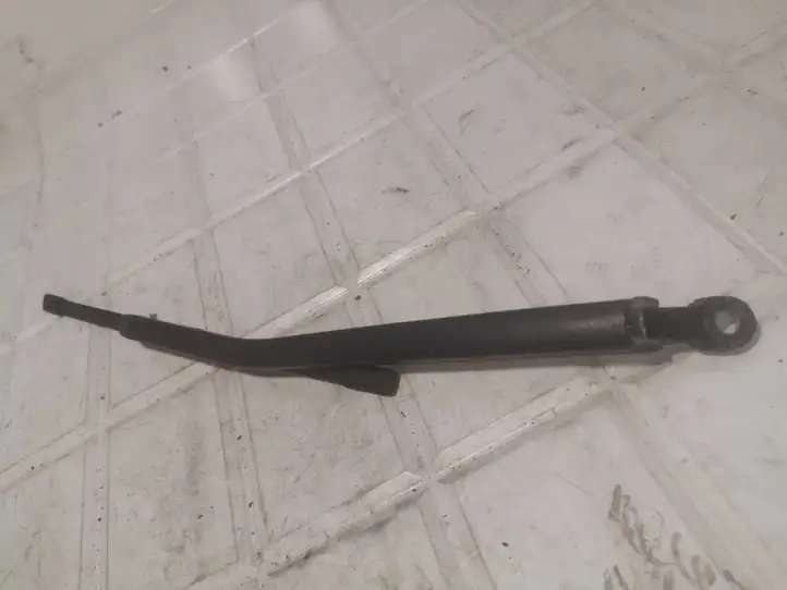 BMW 1 E81 E87 (2004 - 2011) 713850704 Поводок заднего стеклоочистителя — фото 1