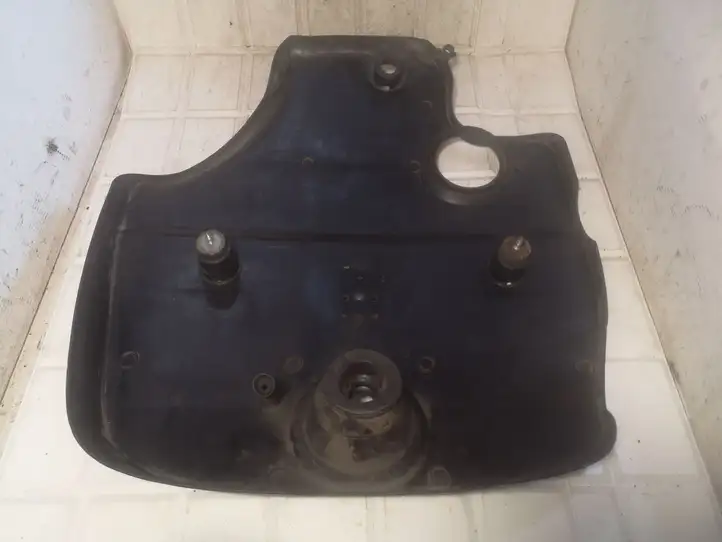 Seat Cordoba (6K) (1999 - 2002) 6K0103925 Крышка двигателя декоративная — фото 3