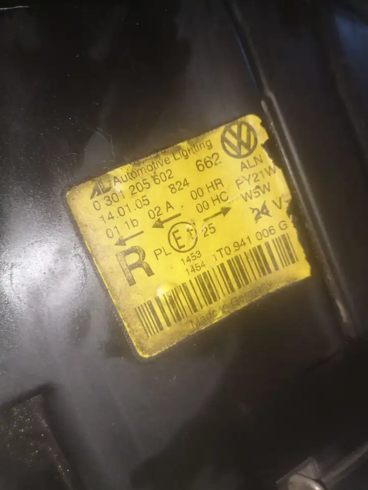 Volkswagen Touran I (2003 - 2010) 0301205602 Передняя фара — фото 3