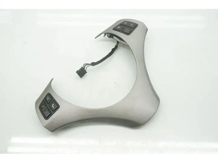 BMW 3 E90 E91 (2005 - 2012) 6774950 Кнопки на рулевом колесе — фото 2