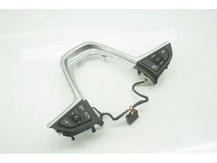 Opel Astra J (2009 - 2012) 13268686 Кнопки на рулевом колесе — фото 3