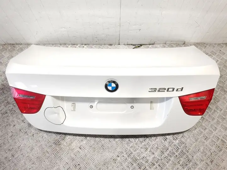 BMW 3 E90 E91 (2005 - 2012) Крышка багажника — фото 4