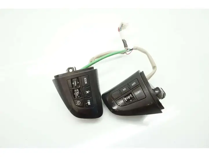 Mazda 6 (2009 - 2012) 75B979 Кнопки на рулевом колесе — фото 1