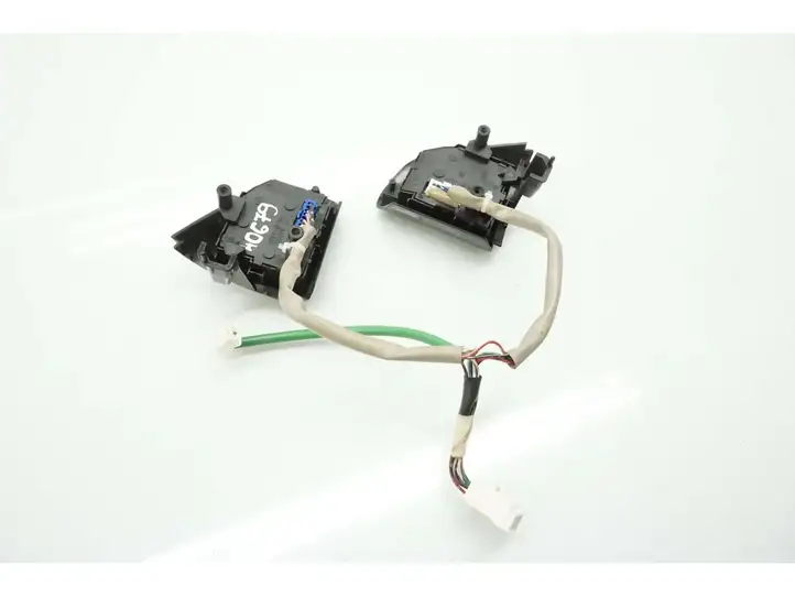 Mazda 6 (2009 - 2012) 75B979 Кнопки на рулевом колесе — фото 2