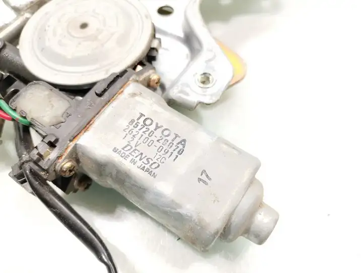 Toyota Previa (XR30, XR40) II (2000 - 2006) 85720-26070 Стеклоподъемник передней двери (комплект) — фото 5