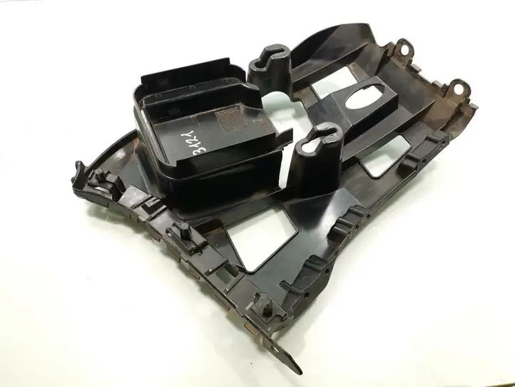 BMW 1 F20 F21 (2011 - 2019) 7240956 Кронштейн заднего бампера — фото 4