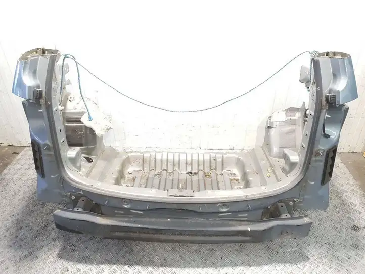 Volkswagen Sharan (2010 - 2015) Задняя часть кузова — фото 1