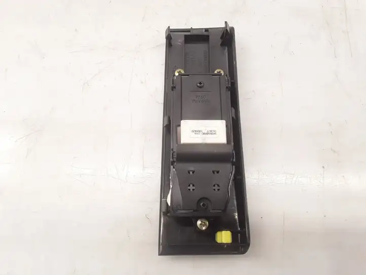 Toyota Corolla E120 E130 (2004 - 2007) 742320F020 Кнопка стеклоподъемников — фото 6