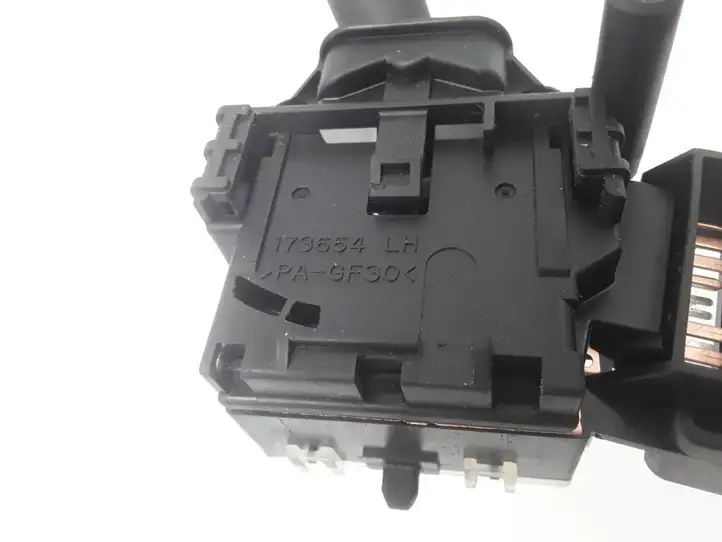 Toyota Avensis T250 (2006 - 2009) 8465285170 Переключатель стеклоочистителей — фото 3