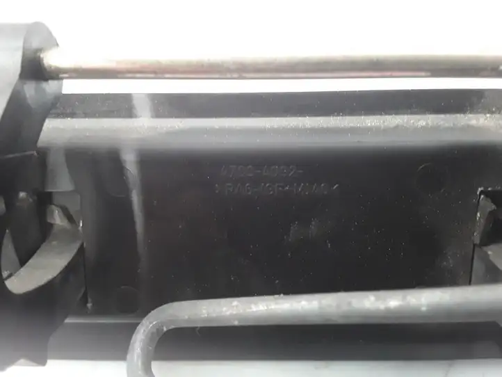 Ford Maverick (2004 - 2007) 47004092 Ручка крышки багажника — фото 4