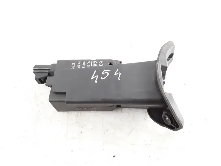 Opel Zafira A (1999 - 2003) 90589918 Замок крышки топливного бака — фото 1