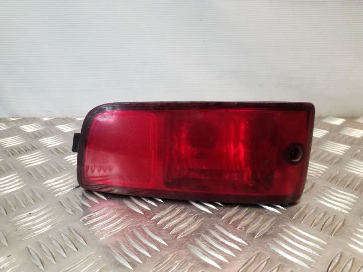 Hyundai Santa Fe (2000 - 2005)   Задняя противотуманная фара