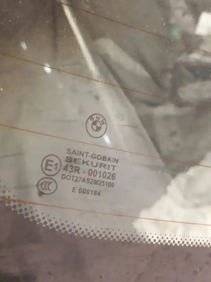 BMW 3 E90 E91 (2005 - 2012) 43R001026 Заднее стекло — фото 6
