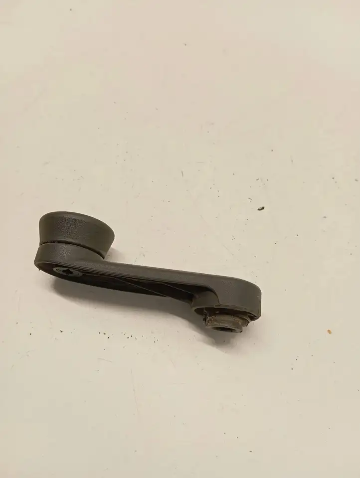 Opel Zafira B (2006 - 2008) 902471508430 Ручка стеклоподъемника — фото 2