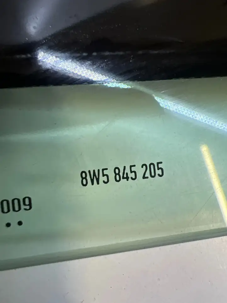 Audi A4 S4 B9 (2015 - 2019) 8W5845205 Стекло задней двери — фото 3