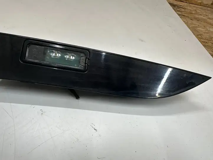 Porsche Cayenne (9Y0 9Y3) (2018 - ) 9Y0827574A Подсветка номера — фото 3