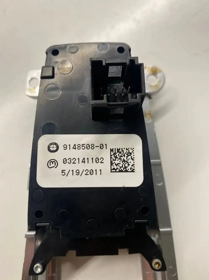 BMW X5 E70 (2006 - 2013) 9148508 Кнопка ручного тормоза — фото 3