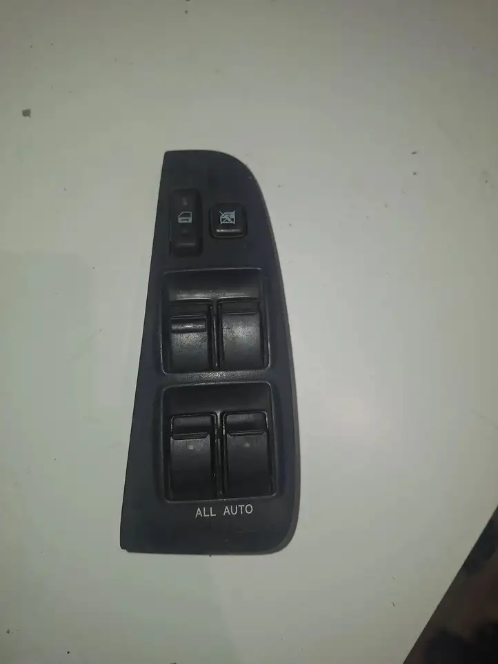 Toyota Avensis T250 (2006 - 2009) 8482005100 Блок кнопок стеклоподъемников — фото 4