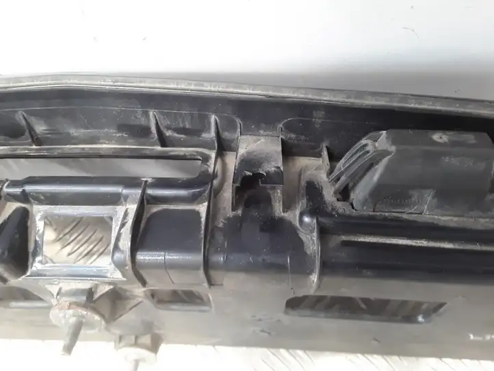 Nissan Primera (2001 - 2008) 84810AU300 Подсветка номера — фото 7