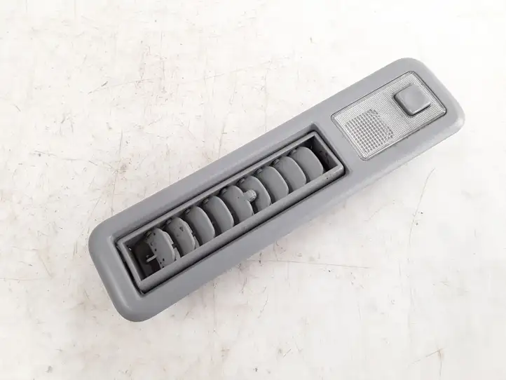 Toyota Previa (XR30, XR40) II (2000 - 2006) 88571038H1 Задняя подсветка — фото 1