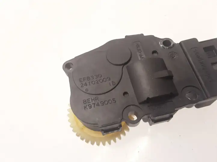 Audi A5 8T 8F (2007 - 2011) K9749005 Двигатель задвижки потока воздуха — фото 3