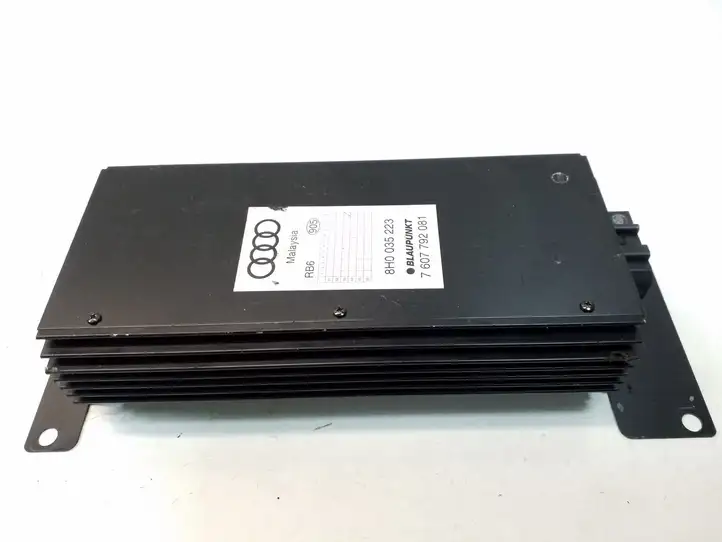 Audi A4 S4 B6 8E 8H (2000 - 2006) 8H0035223 Усилитель звука — фото 1