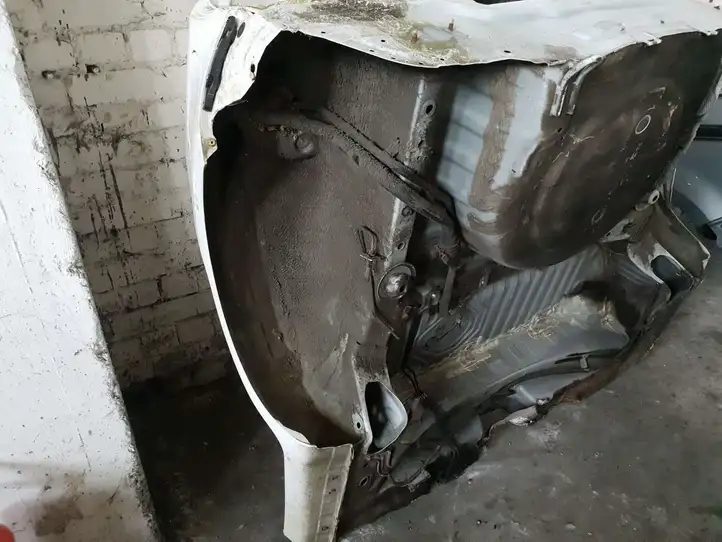 Nissan Micra (2013 - 2016) Задняя часть кузова — фото 2