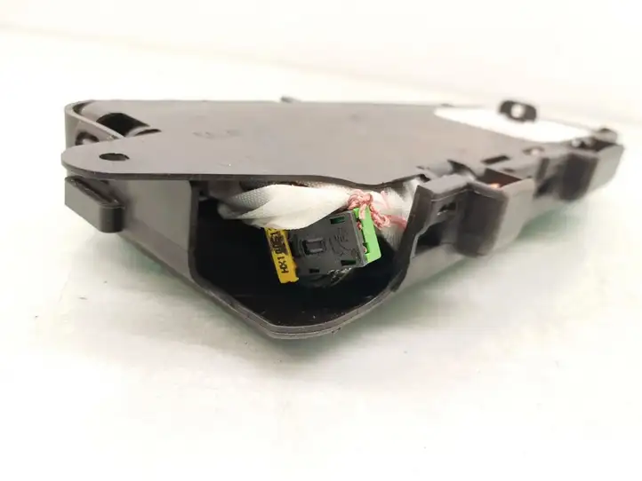 Nissan Qashqai (2010 - 2013) Подушка безопасности сиденья — фото 3
