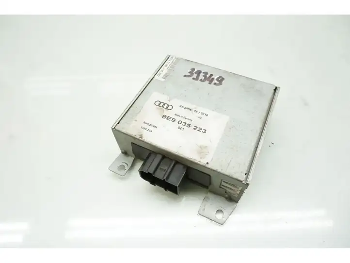 Audi A4 S4 B6 8E 8H (2000 - 2006) 8E9035223 Усилитель звука — фото 1