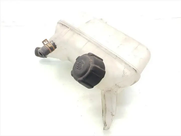 Renault Megane II (2002 - 2005) 8200273157 Расширительный бачок — фото 1