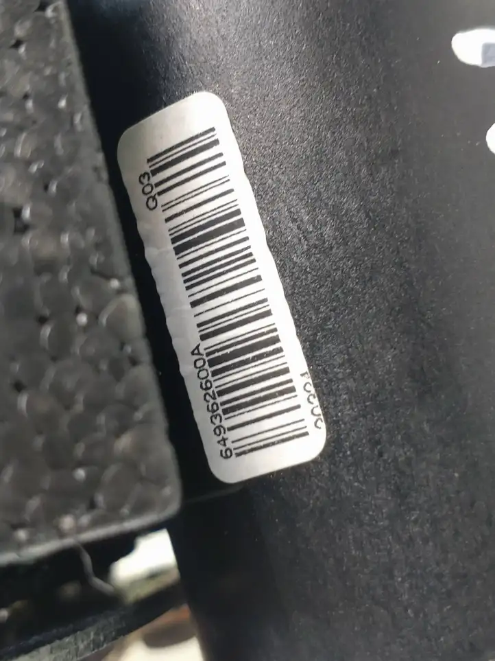 Mercedes-Benz EQC (2018 - ) A2938601400 Передний ремень безопасности — фото 4