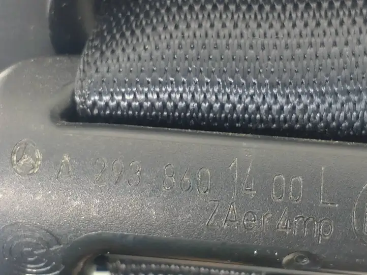 Mercedes-Benz EQC (2018 - ) A2938601400 Передний ремень безопасности — фото 8