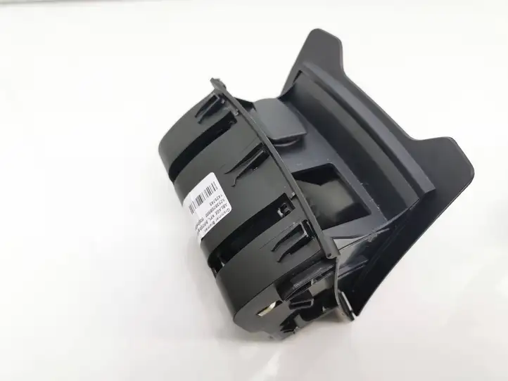 Mercedes-Benz EQC (2018 - ) A2538208900 Задняя пепельница — фото 3