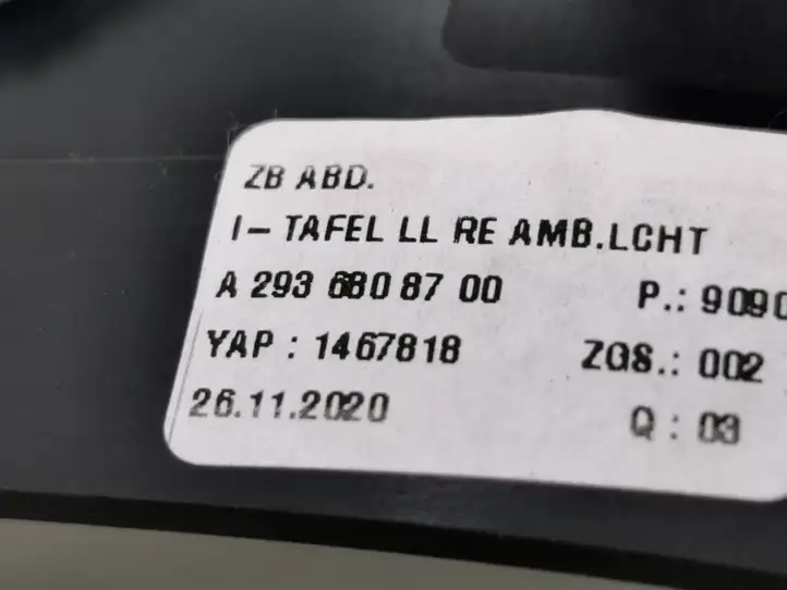 Mercedes-Benz EQC (2018 - ) A2936808300 Отделка внутренней панели салона — фото 3