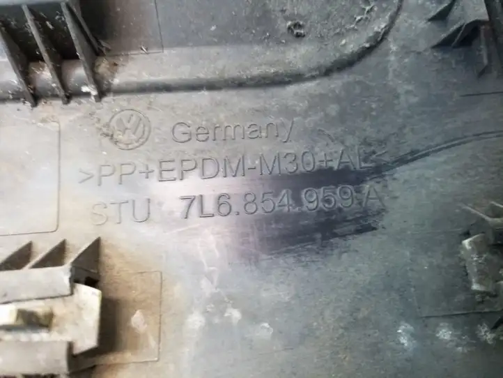 Volkswagen Touareg I (2002 - 2010) 7L6854959A Накладка крыла — фото 4