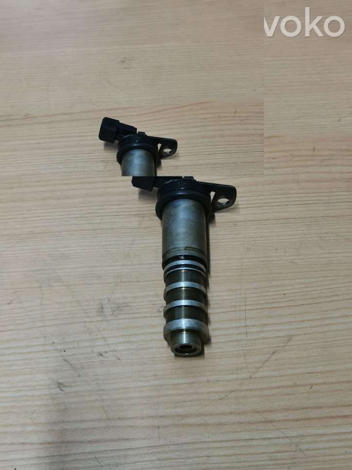 BMW 7 F01 F02 F03 F04 (2008 - 2016)  7585776 Клапан ГРМ Ванос / Vanos