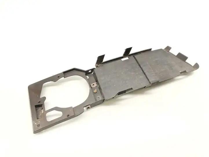 BMW 3 E90 E91 (2005 - 2012) 8045968 Решетка противотуманной фары — фото 2