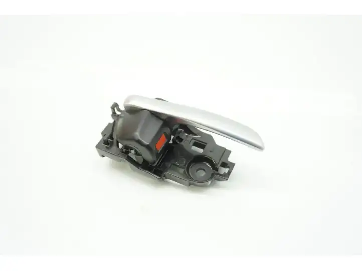 Toyota C-HR I (2016 - 2022) 69273-F4010 Внутренняя ручка двери — фото 1