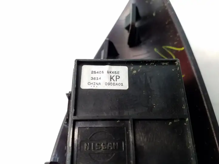 Nissan Juke I F15 (2010 - 2018) 254011KK5E Блок кнопок стеклоподъемников — фото 4